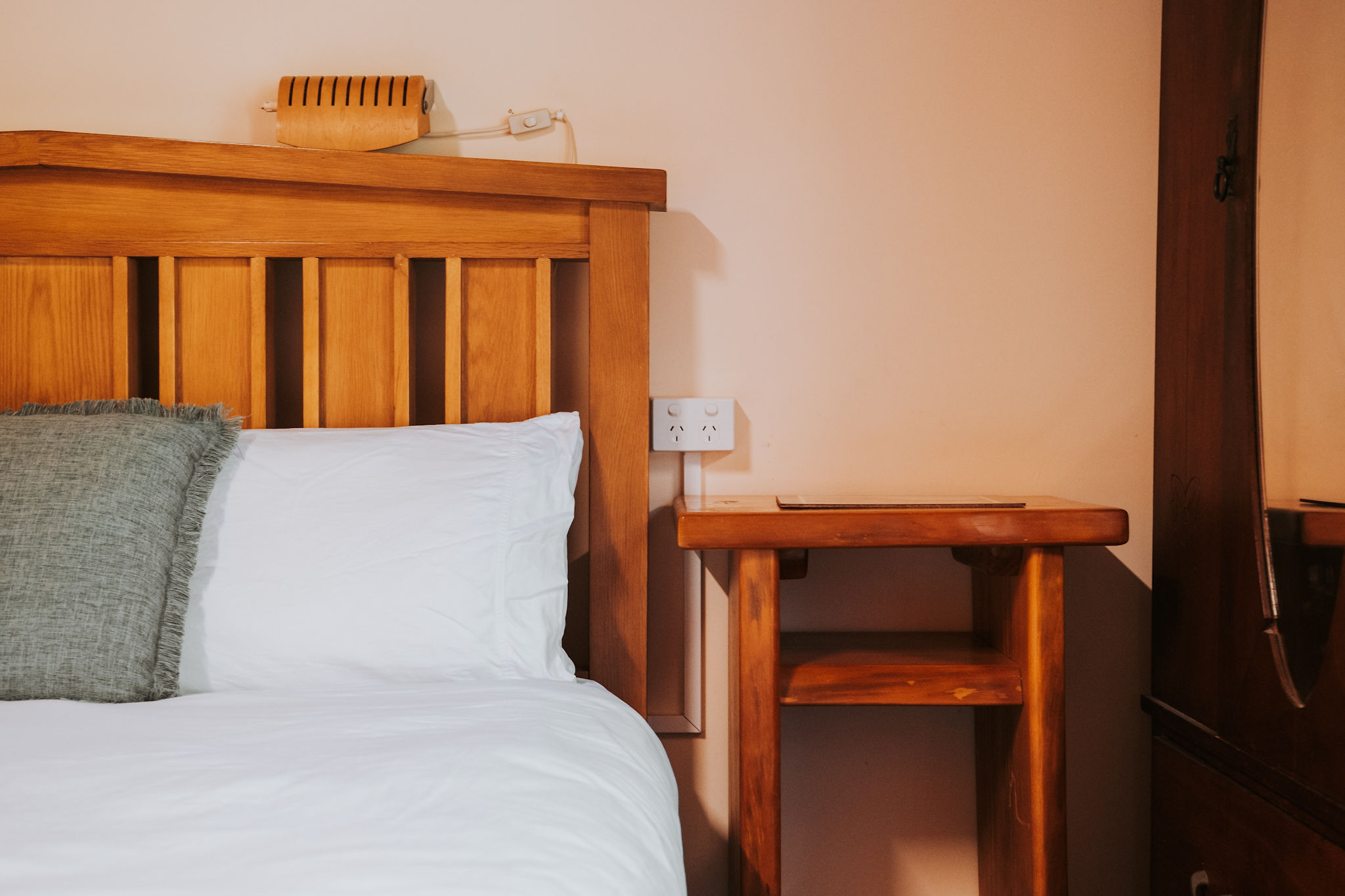 Orchard Room 2